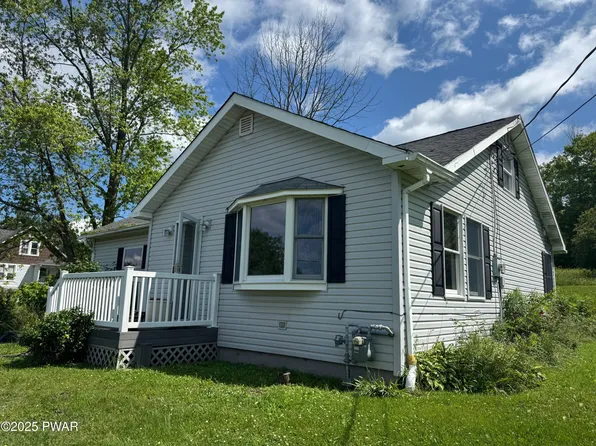 118 Beech Grove Rd, Honesdale, PA 18431