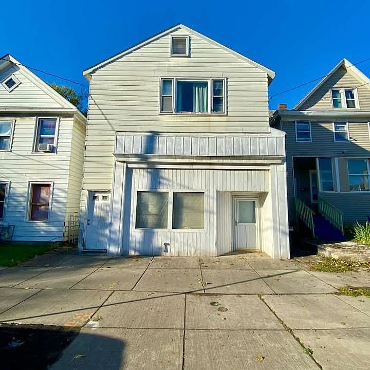 1st image of 1107 McBride St Floor 1