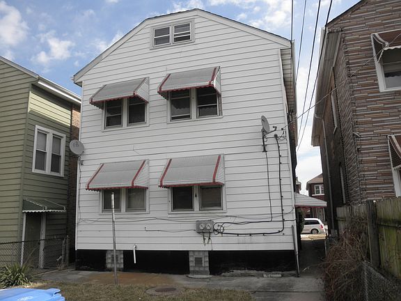 2nd image of 4334 S Sawyer Ave
