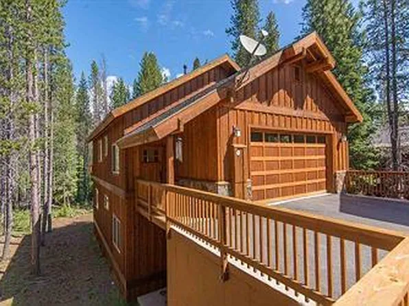 12768 Zurich Pl, Truckee, CA 96161