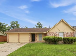 15119 Bathurst Dr, Houston, TX 77053