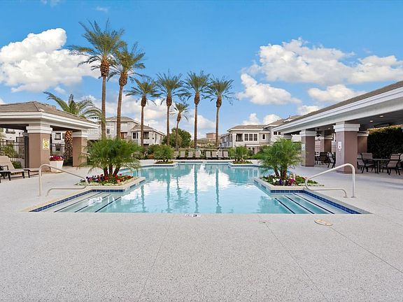5th image of 15221 N Clubgate Dr Unit 2062
