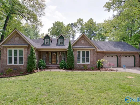 326 Bluff Dr NE, Hartselle, AL 35640