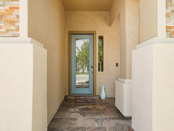 4th image of 12608 Blue Heron Dr