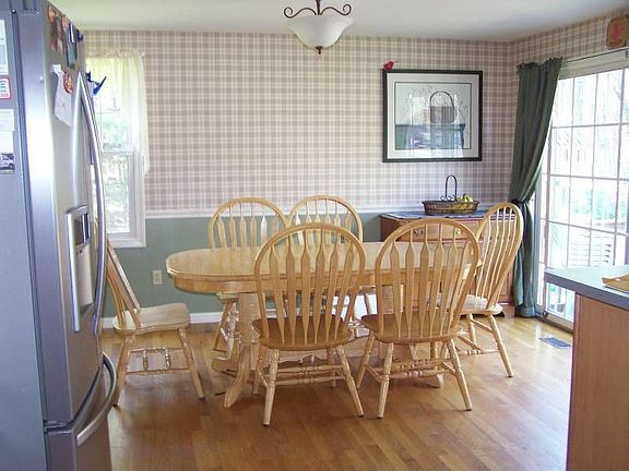 4th image of 14 Marvill Way