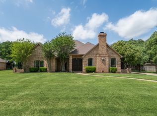 220 Canyon Oaks Dr, Argyle, TX 76226