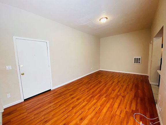 3rd image of 3210 San Leandro St APT 6