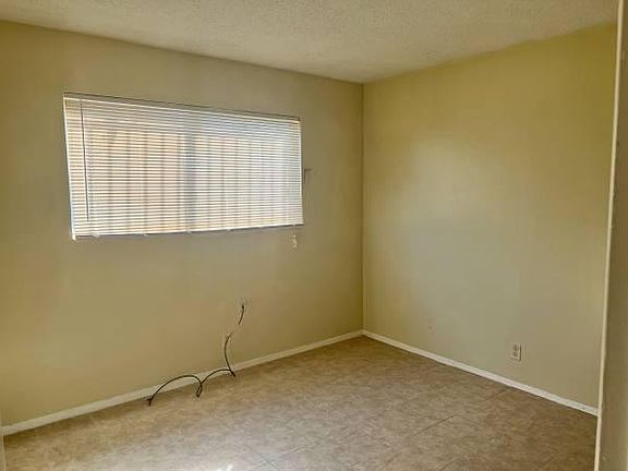 2nd image of 2537 Van Patten St #18