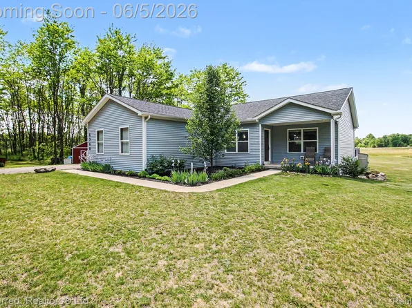 6366 Dutcher Rd, Howell, MI 48843