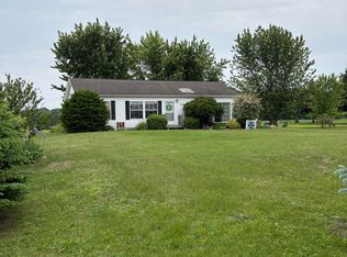 9233 Gary Rd, Chesaning, MI 48616