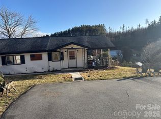 190 Benfield Rd, Newland, NC 28616