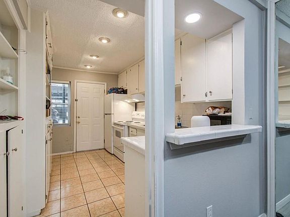 5th image of 11609 Chimney Rock Rd APT B