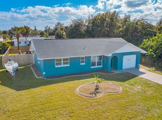 2234 Lakeshore Cir, Pt Charlotte, FL 33952