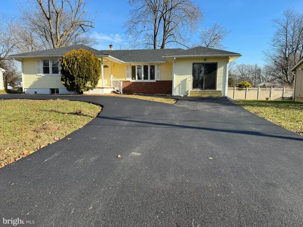 56 Saint Paul Ave, Ewing, NJ 08638