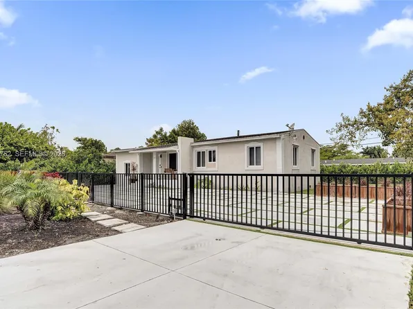 1001 NW 148th St, Miami, FL 33168