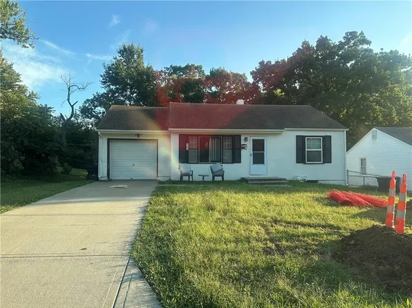 909 E 100th Ter, Kansas City, MO 64131