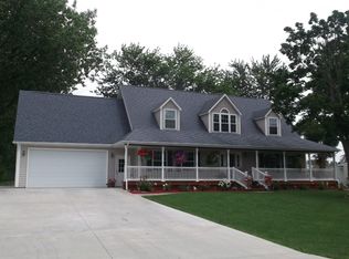 4713 Moeller Dr, Bay City, MI