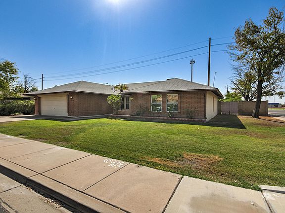 4th image of 1415 W Naranja Ave
