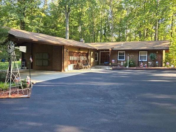 6997 Gilbeth Rd, Manassas, VA 20112