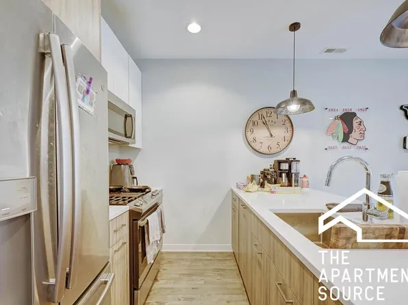 2512 N Halsted St #2, Chicago, IL 60614