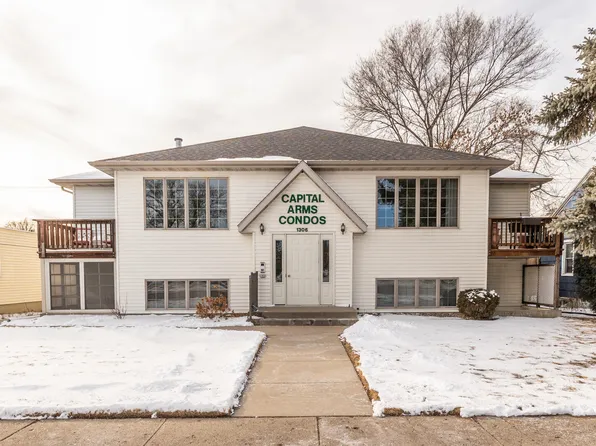 1306 N 4th St APT 102, Bismarck, ND 58501