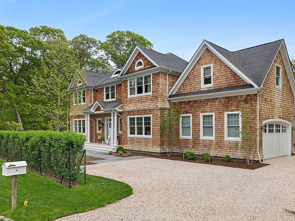 1st image of 4 White Oak Ln