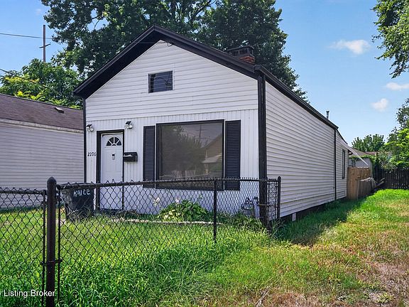 3rd image of 2206 Saint Xavier St
