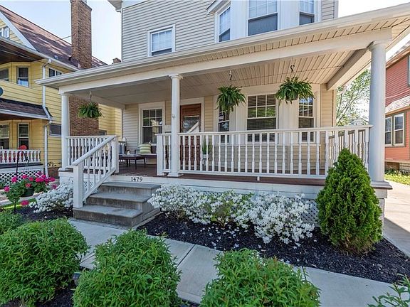 3rd image of 1479 Rosewood Ave