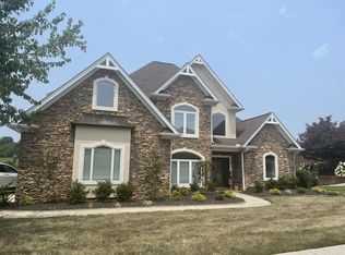 303 Lochmere Dr, Morristown, TN 37814