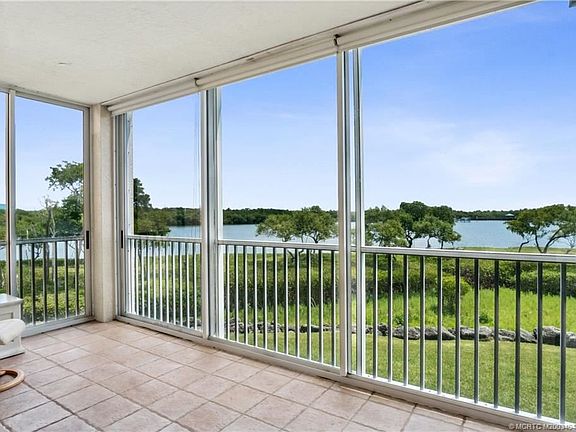 5th image of 5799 NE Island Cove Way APT 1207