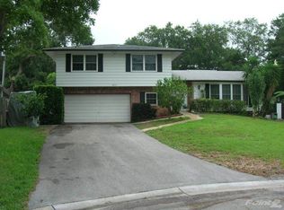8255 140th St, Seminole, FL 33776