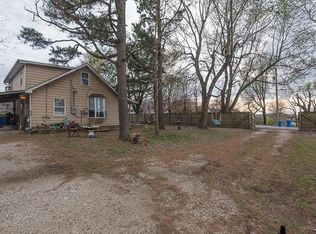 1409 N Spring Rd, Harrison, AR 72601