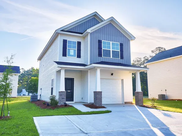 304 Ballfield Rd, Camden, SC 29020