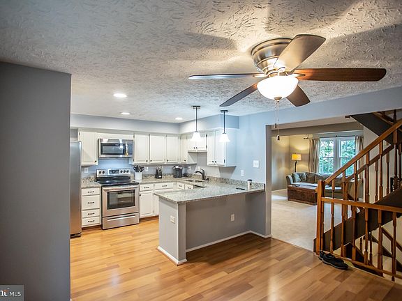 3rd image of 5806 Rock Forest Ct