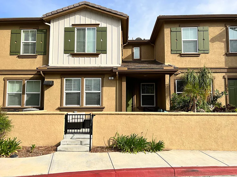 26081 Iris Ave #C — Photo 1