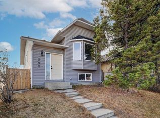 202 N Falmere Way NE, Calgary, AB T3J2Y1