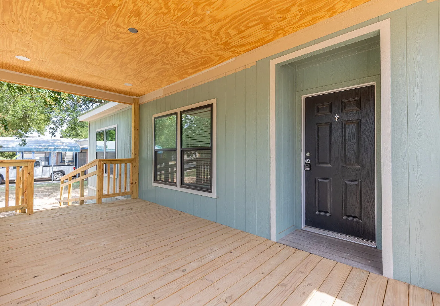 4 bed, 2.0 bath, 1620 sqft, $1,875 — Photo 3