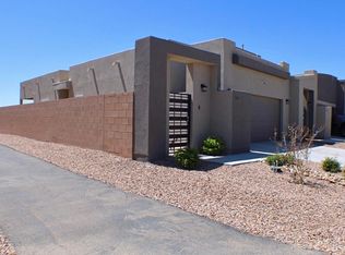 1318 NW Tierra Verde Loop, Los Lunas, NM 87031