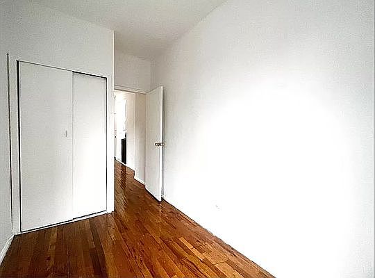 3rd image of 778 9th Ave #3B