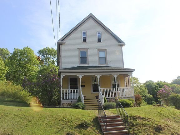 3rd image of 11 Hawkes Avenue