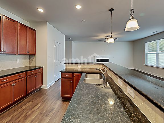 3rd image of 3537 Eastern Branch Rd