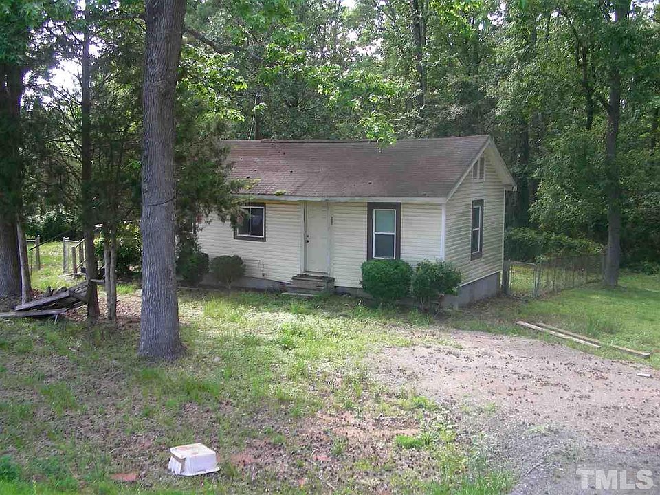 2nd image of 3810 Page Rd