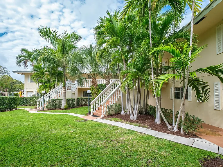 Harbor Beach - 1790 SE 23 Ave Ft. Lauderdale, FL 33316 — Photo 10