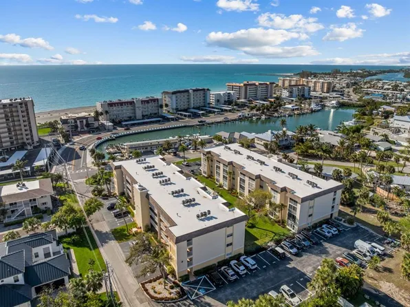 995 Laguna Dr APT 305, Venice, FL 34285