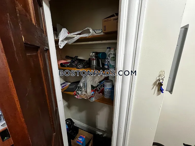 248 Kelton St #9 — Photo 25