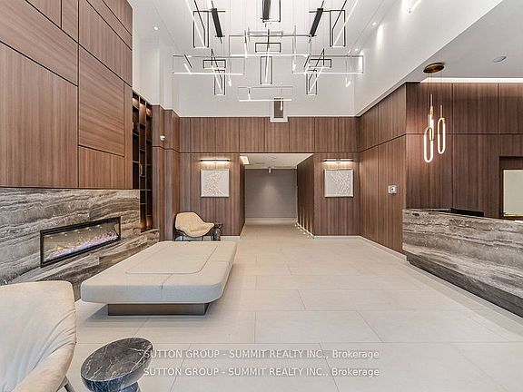 2nd image of 1035 Southdown Rd #602