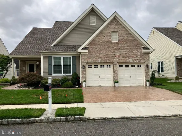 16 Morning Glory Dr, Marlton, NJ 08053