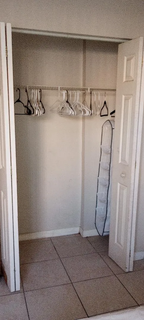 3 bed, 1190 sqft, $1,600 — Photo 4