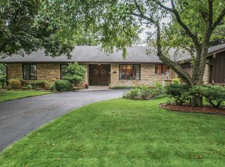 7530 N Applewood Ln, Glendale, WI 53209