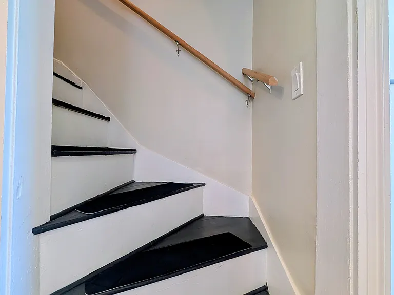 306 Riverside Ave #2 — Photo 13